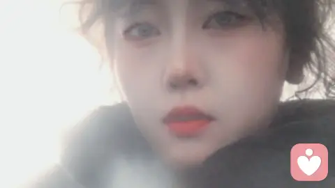 人生好比马路，一眼望不到头，清晰看见路，有的就会很顺利，看不见路，就要慢慢前行，但不能停下脚步，