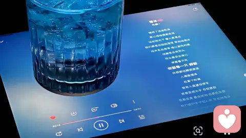 童年缺爱的人，终其一生都在寻找被爱的证据0