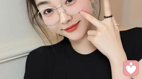 女,44岁。 半生慢慢才懂,事事独立、样样能干,从不是天生强悍,都是没人依靠,被逼着一步步学会扛下所有。 不用羡慕事事亲力亲为的女人,看似无所不能的背后,藏着数