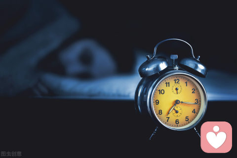 为什么晚上睡觉会经常醒来，或者早醒失眠？