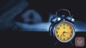 为什么晚上睡觉会经常醒来,或者早醒失眠?