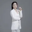 贝儿倾听